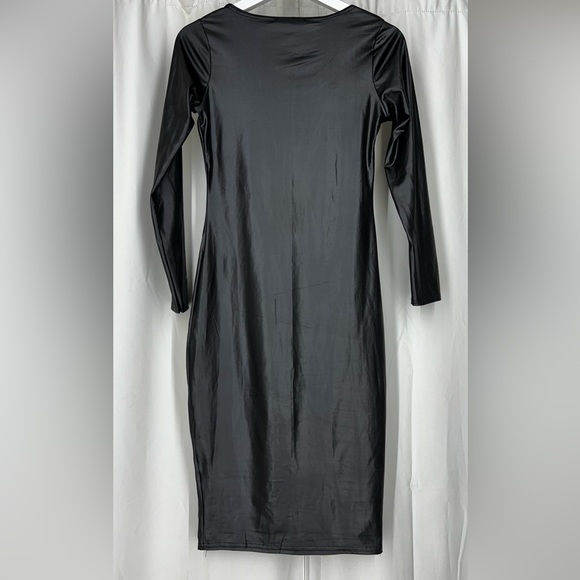 Charmaine black glossy long sleeves dress size S/M - Picture 3 of 10